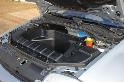 2002 Renault Clio V6 Phase 1 Te koop (foto 85 van 154)