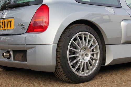 2002 Renault Clio V6 Phase 1 Te koop (foto 89 van 154)