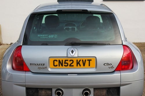 2002 Renault Clio V6 Phase 1 Te koop (foto 91 van 154)