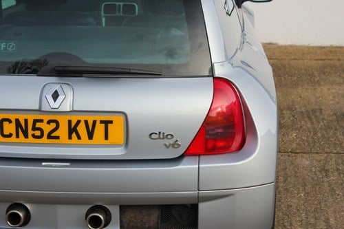 2002 Renault Clio V6 Phase 1 Te koop (foto 99 van 154)