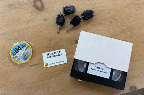 2002 Renault Clio V6 Phase 1 Te koop (foto 153 van 154)