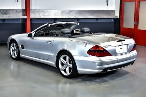 2005 Mercedes-Benz R230 SL500 Convertible 5,0L V8 till salu (bild 24 av 104)