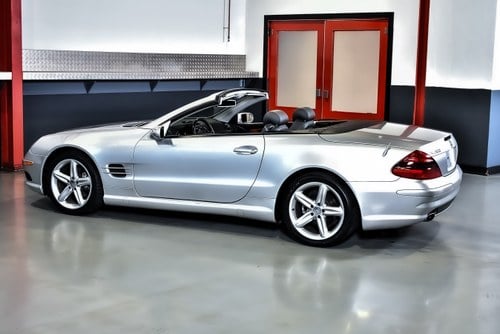 2005 Mercedes-Benz R230 SL500 Convertible 5,0L V8 till salu (bild 26 av 104)