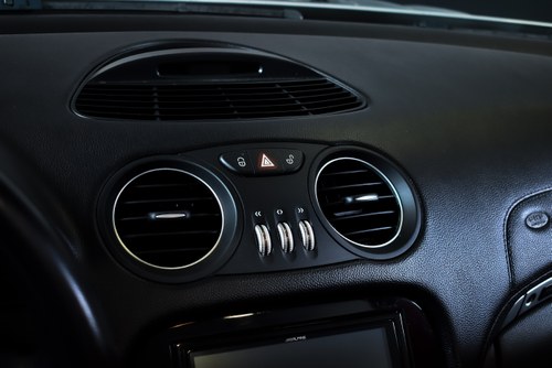 2005 Mercedes-Benz R230 SL500 Convertible 5,0L V8 till salu (bild 43 av 104)