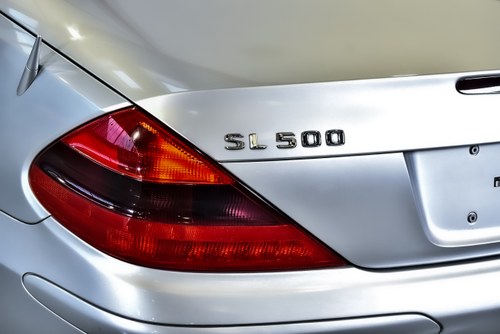 2005 Mercedes-Benz R230 SL500 Convertible 5,0L V8 till salu (bild 86 av 104)