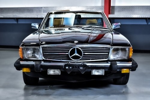 1983 Mercedes-Benz R107 500SL Convertible 5,0L V8 For Sale (picture 3 of 105)