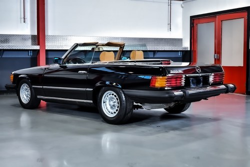 1983 Mercedes-Benz R107 500SL Convertible 5,0L V8 For Sale (picture 18 of 105)