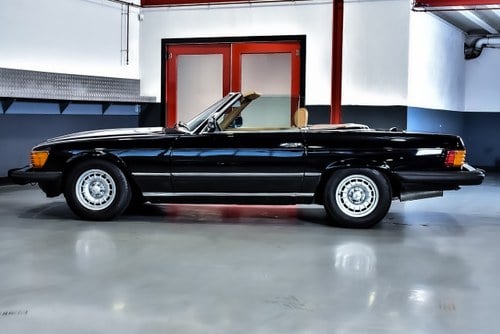 1983 Mercedes-Benz R107 500SL Convertible 5,0L V8 For Sale (picture 22 of 105)