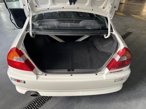 2001 Mitsubishi Lancer Evolution VI Tommi Mäkinen Edition RS2 LHD 2.0 280ch For Sale (picture 15 of 43)