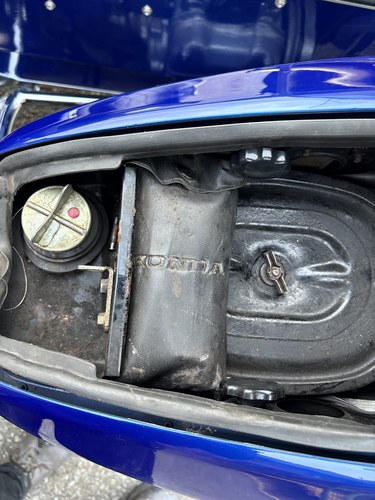 1977 Honda Goldwing GL1000 and Watsonian Side Car En venta (imagen 32 de 38)