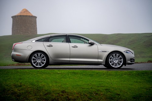 2012 Jaguar X351 XJ 5L V8 Premium Luxury 22k miles For Sale (picture 14 of 186)