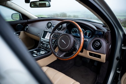 2012 Jaguar X351 XJ 5L V8 Premium Luxury 22k miles For Sale (picture 34 of 186)