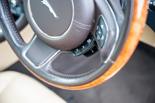 2012 Jaguar X351 XJ 5L V8 Premium Luxury 22k miles For Sale (picture 39 of 186)