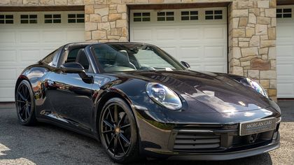Porsche 911 992