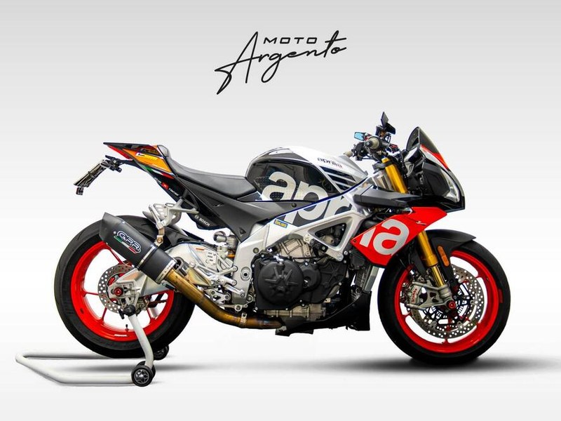 2017 Aprilia Tuono V4 APRC
