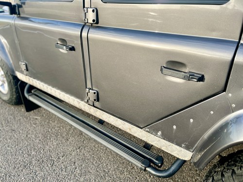 2003 Land Rover Defender 110 TD5 For Sale (picture 58 of 71)