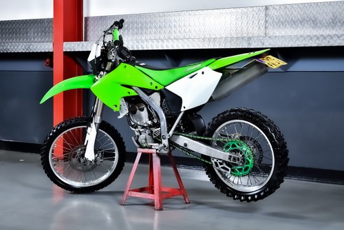 2006 Kawasaki KX250F Cross Motorcycle 249CC Te koop (foto 8 van 40)