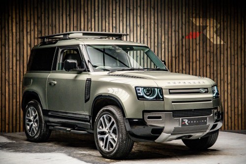 2024 Land Rover Defender 90 2.0 P300 X-Dynamic SE Auto 4WD E For Sale