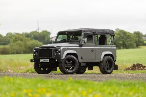 2015 Land Rover Defender 90 Te koop (foto 33 van 192)