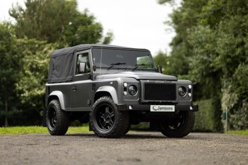 2015 Land Rover Defender 90 Te koop (foto 1 van 192)