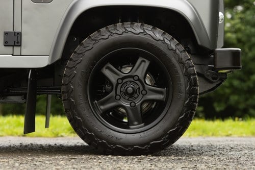 2015 Land Rover Defender 90 Te koop (foto 6 van 192)