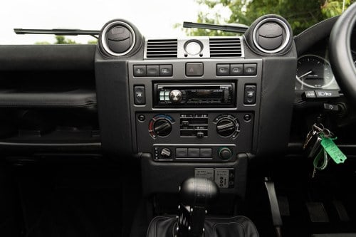 2015 Land Rover Defender 90 Te koop (foto 65 van 192)