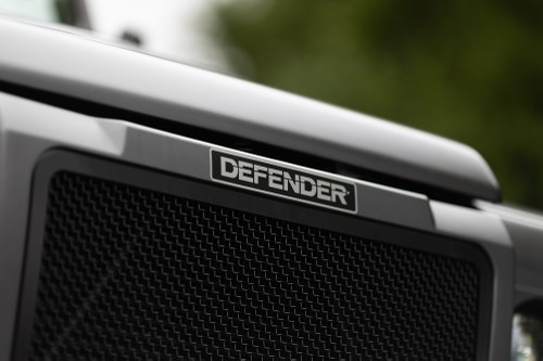 2015 Land Rover Defender 90 Te koop (foto 165 van 192)