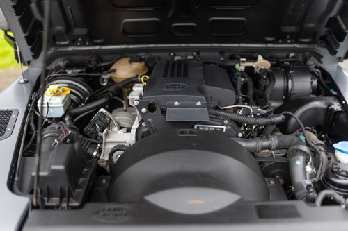 2015 Land Rover Defender 90 Te koop (foto 187 van 192)