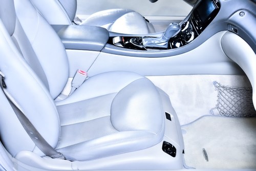 2005 Mercedes-Benz R230 SL600 'Sunroof' Convertible 5,5L V12 "Lorinser" En venta (imagen 47 de 115)