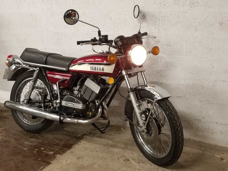 1975 Yamaha RD 350 Rouge