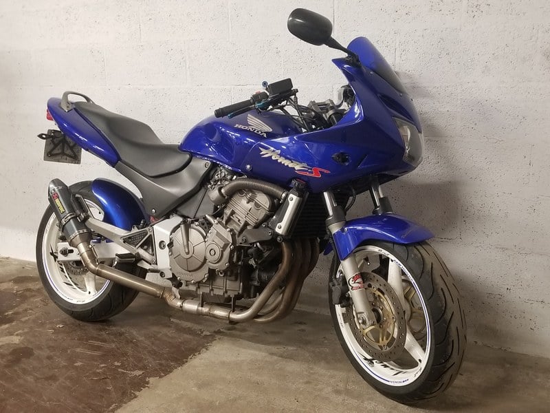 2002 Honda Hornet S