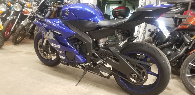 2017 Blue R6 2017 Yamaha R6 Blue Manual in France - For Sale | Car & Classic
