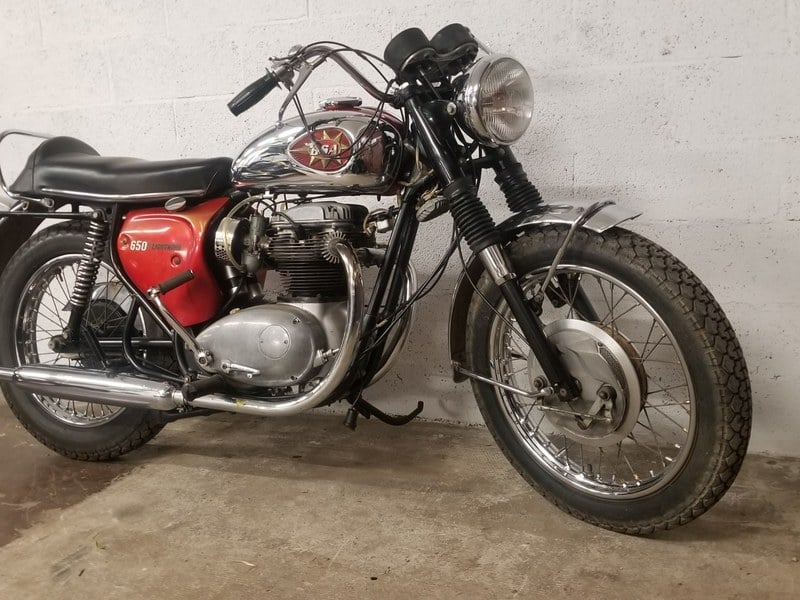 1969 BSA Lightning 650