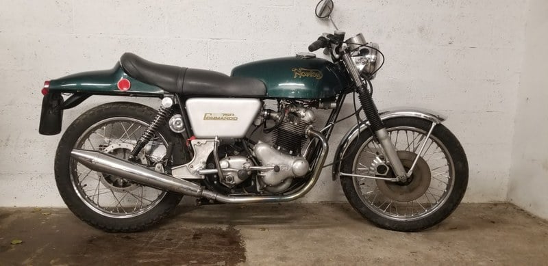 1972 Norton Commando 750 - 2 1972 Norton Commando 750 - 2