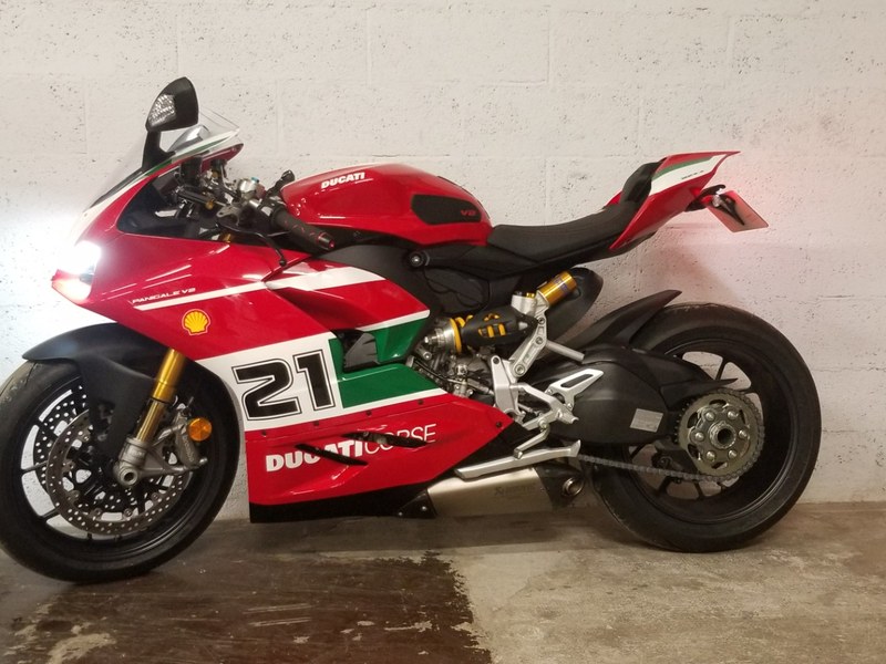 2024 Ducati V4 Panigale