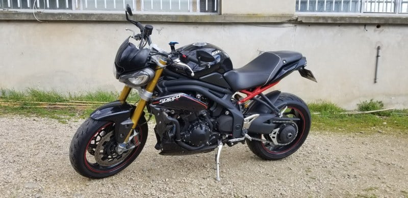 2014 Triumph Speed Triple R - 2 2014 Triumph Speed Triple R - 2