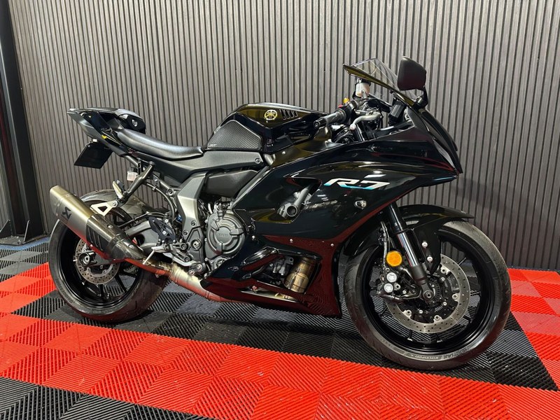 2022 Yamaha YZF R7