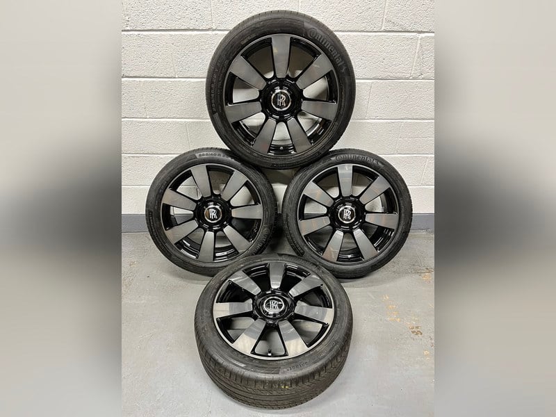 Genuine ROLLS ROYCE CULLINAN 22" Black Shadow*Style-712*New