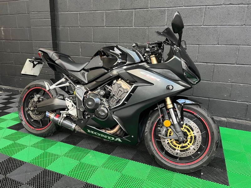 2020 HONDA CBR650R