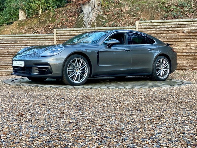 2016 Porsche Panamera 4S