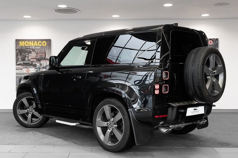 2022 Land Rover Defender - 2 2022 Land Rover Defender - 2