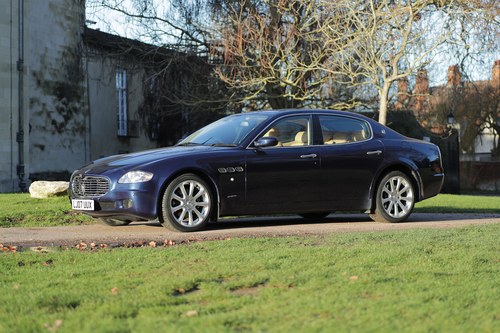 2007 Maserati Quattroporte zum Verkauf (Bild 2 von 105)