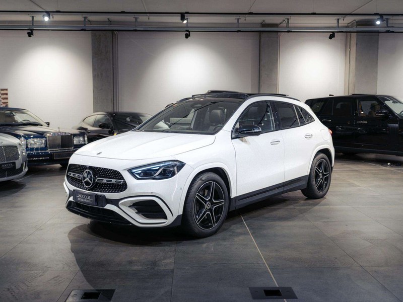 2023 Mercedes GLA Class GLA180