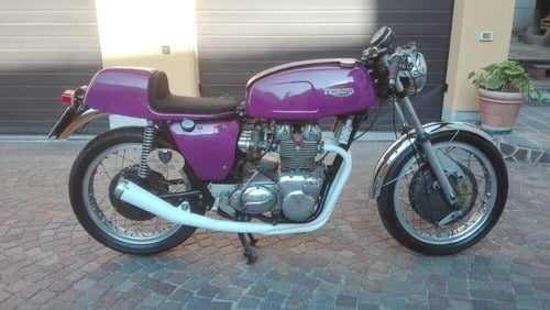 1972 Triumph TRIDENT 750 CORSA BEPI KOELLIKER A vendre