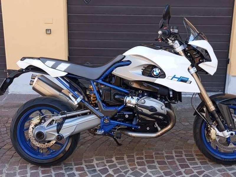 2009 BMW HP2 Megamoto
