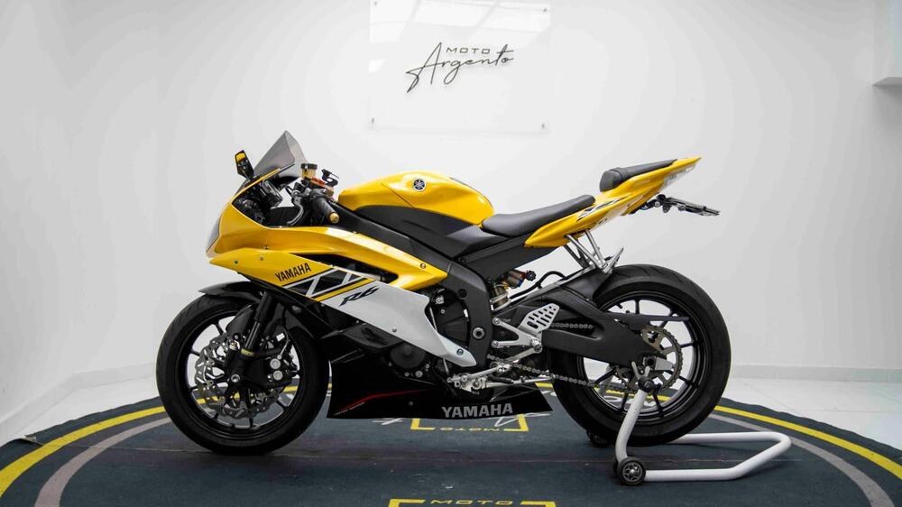 2007 Yamaha YZF R6 Yellow Manual, 6 speed in Italy - For Sale | Car ...
