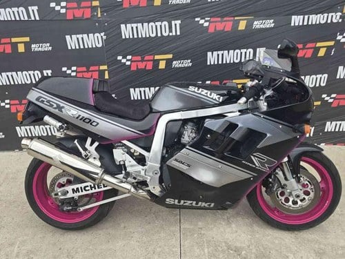 1990 Suzuki GSX R 1100 For Sale