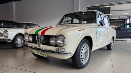 Alfa Romeo Giulia Type 105