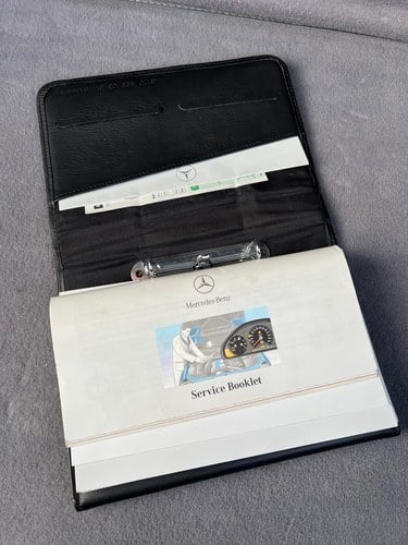 1998 Mercedes-Benz R129 SL500 40th Anniversary Special Edition In vendita (immagine 267 di 273)