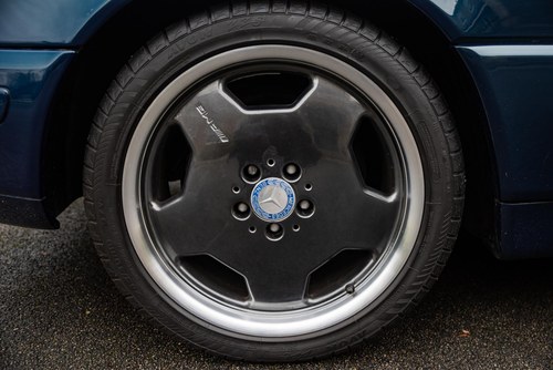 1998 Mercedes-Benz R129 SL500 40th Anniversary Special Edition In vendita (immagine 74 di 273)